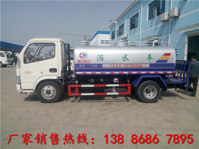 东风洒水车