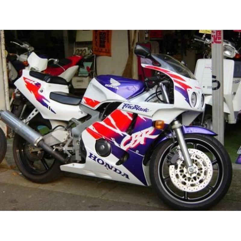 本田cbr250rr摩托车价格:2300元